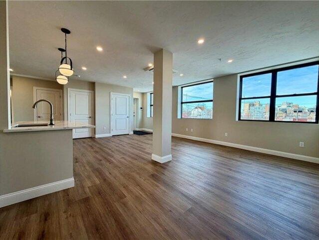Condo for sale in Providence, Rhode Island