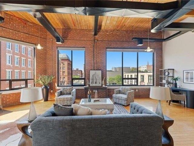 Condo for sale in Providence, Rhode Island