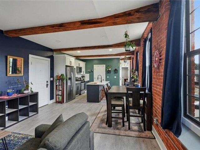 Condo for sale in Providence, Providence County