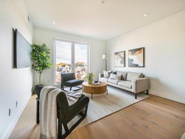 Condo for sale in Quincy, Massachusetts