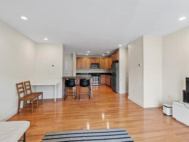 Condo for sale in Quincy, Massachusetts