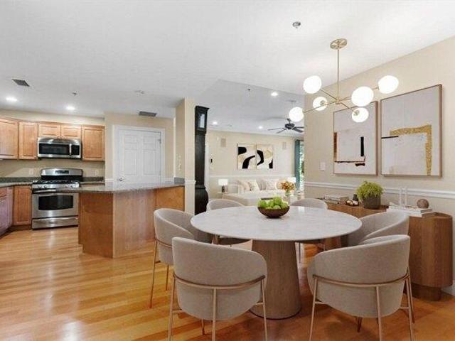 Condo for sale in Quincy, Massachusetts