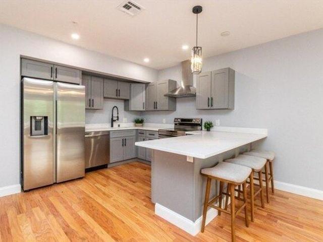 Condo for sale in Quincy, Massachusetts