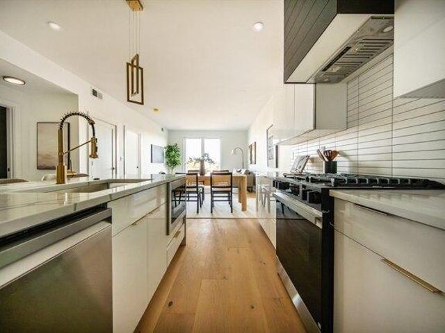 Condo for sale in Quincy Center, Quincy