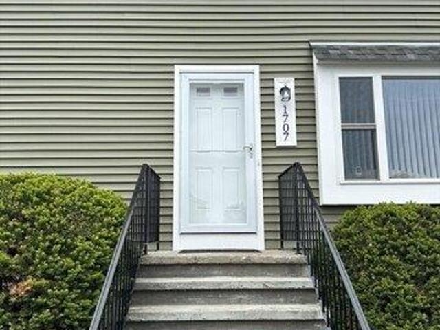 Condo for sale in Randolph, Massachusetts