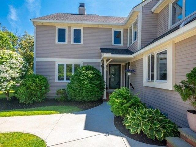 Condo for sale in Randolph, Massachusetts