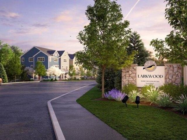 Condo for sale in Bristol, Massachusetts