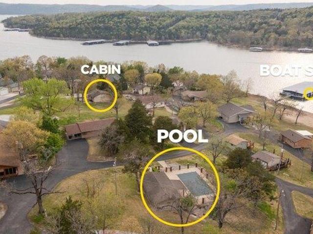 Condo for sale in Reeds Spring