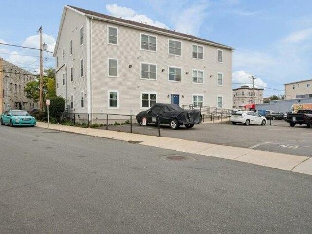 Condo for sale in Revere, Suffolk County