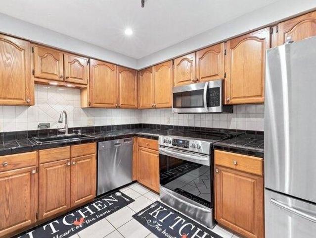 Condo for sale in Beachmont, Revere
