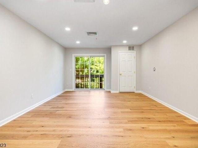 Condo for sale in Powder Mill Condominiums, Riverdale