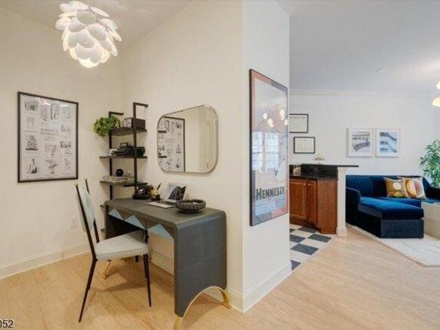 Condo for sale in The Grande at Riverdale, Riverdale