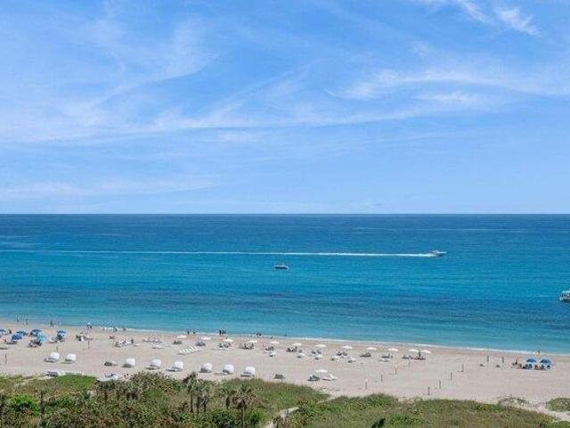 Condo for sale in Riviera Beach, Florida