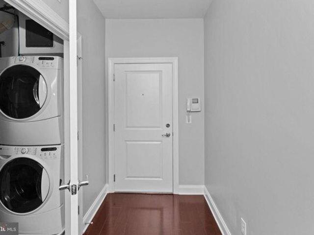 Condo for sale in Windsor, New Jersey