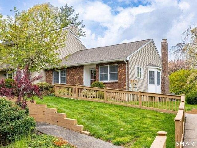 Condo for sale in Rocky Hill, Connecticut