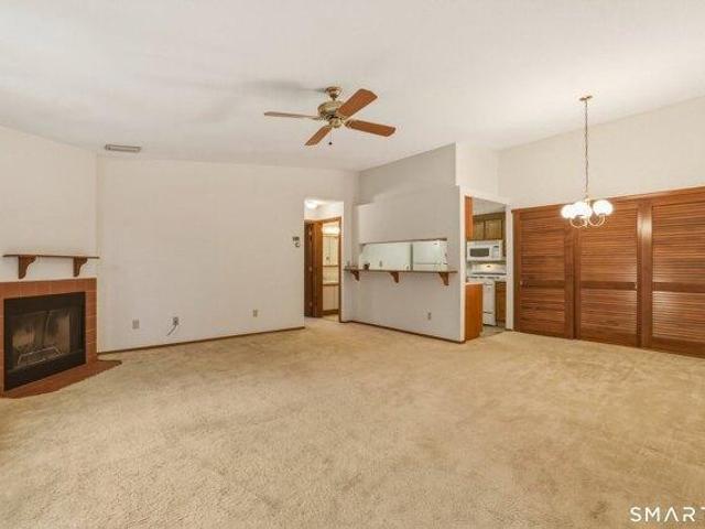 Condo for sale in Rocky Hill, Connecticut