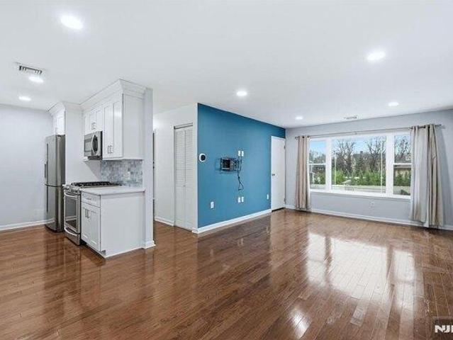 Condo for sale in Rutherford, New Jersey