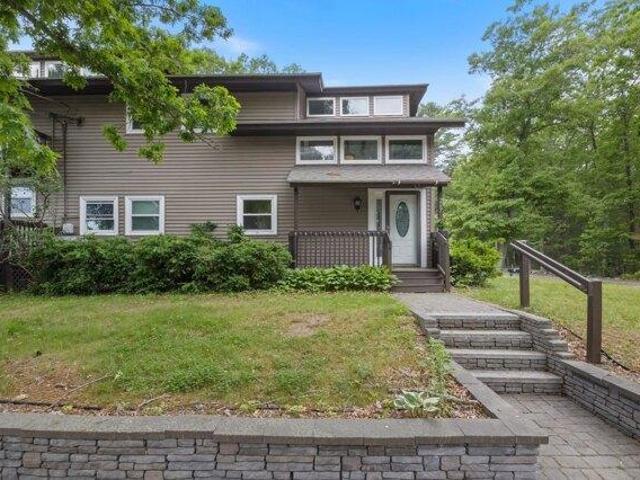 Condo for sale in New Hampshire