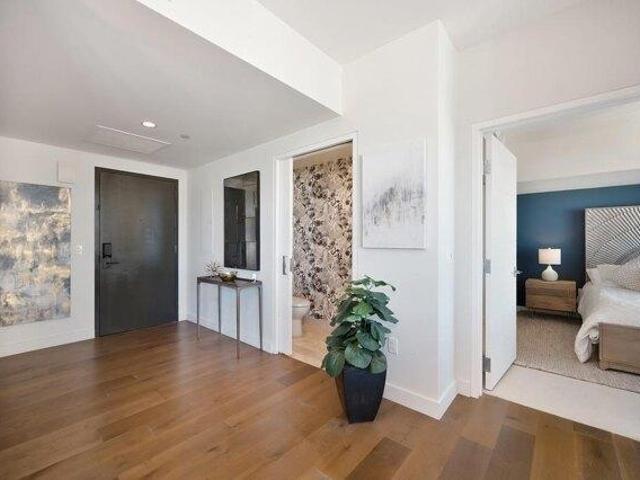 Condo for sale in Sacramento, Downtown