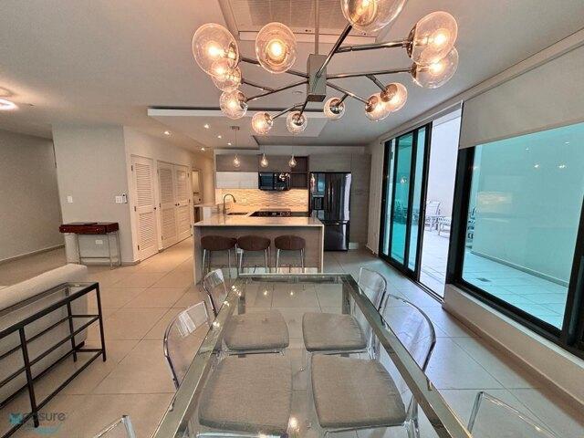 Condo for sale in San Juan