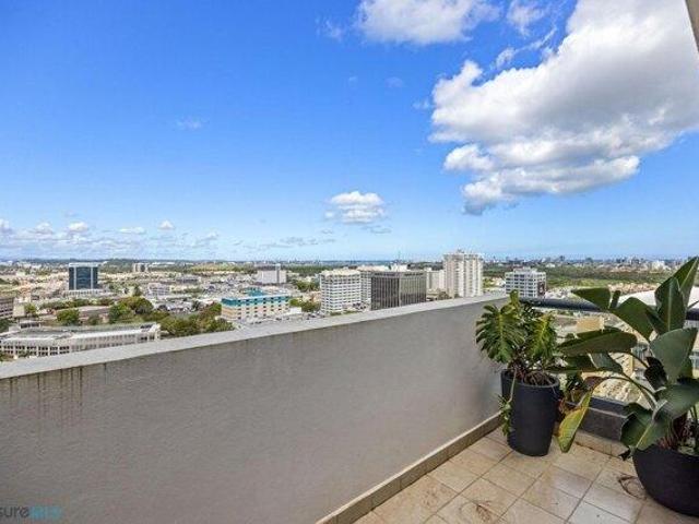 Condo for sale in San Juan