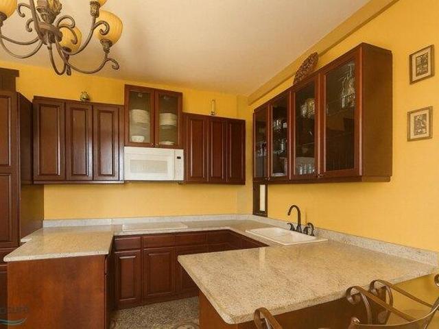 Condo for sale in San Juan