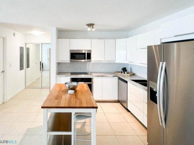 Condo for sale in San Juan