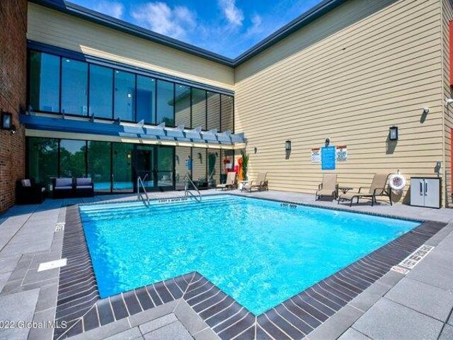 Condo for sale in Saratoga Springs