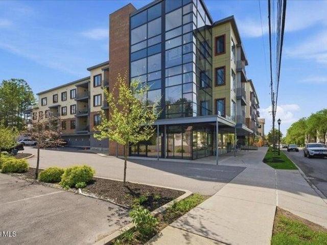 Condo for sale in Saratoga, New York