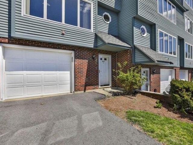 Condo for sale in Saugus, Massachusetts