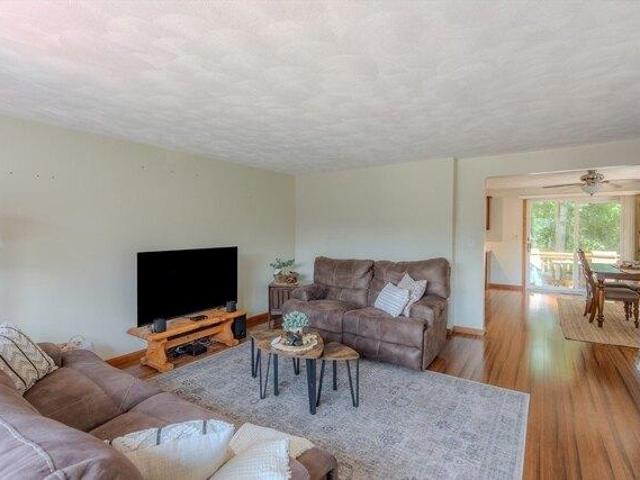 Condo for sale in Saugus, Massachusetts