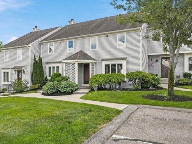 Condo for sale in Saugus, Massachusetts