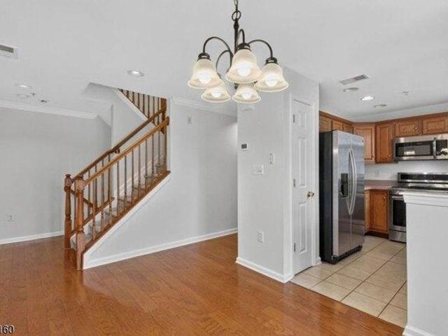 Condo for sale in Scotch Plains, New Jersey