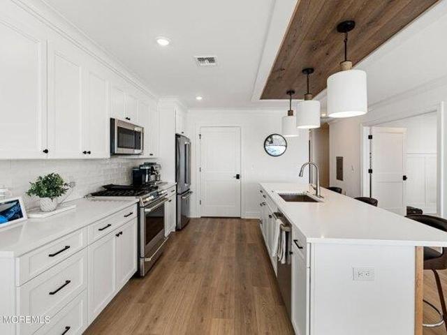 Condo for sale in Monmouth, New Jersey
