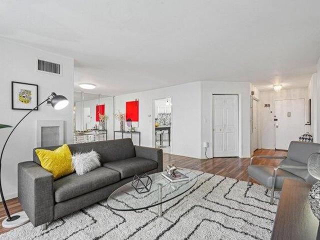 Condo for sale in Hudson, New Jersey