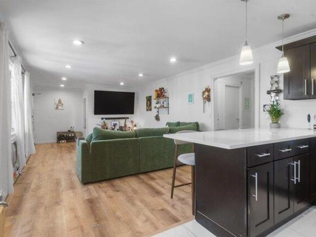 Condo for sale in Hudson, New Jersey