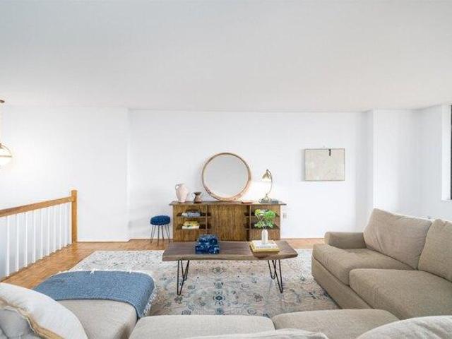 Condo for sale in Hudson, New Jersey