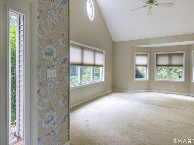 Condo for sale in Shelton, Connecticut