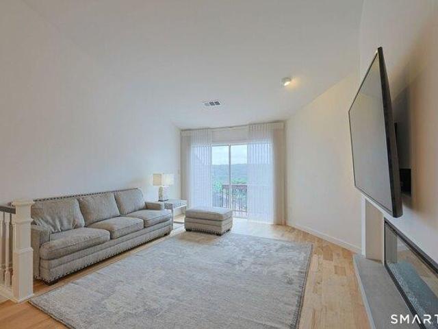Condo for sale in Shelton, Connecticut