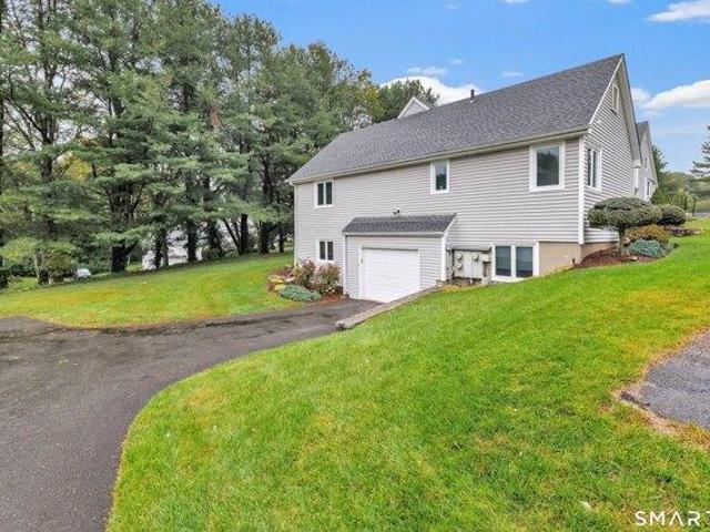 Condo for sale in Huntington, Shelton