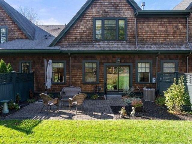 Condo for sale in Sherborn, Massachusetts