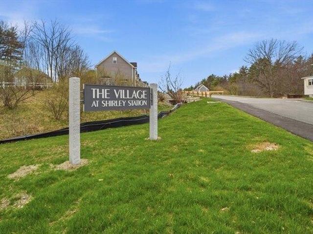 Condo for sale in Shirley, Massachusetts