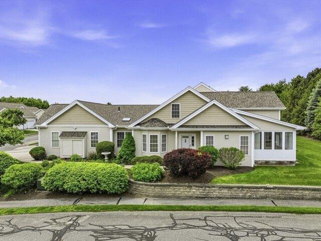 Condo for sale in Shrewsbury, Massachusetts