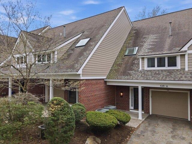 Condo for sale in Shrewsbury, Massachusetts
