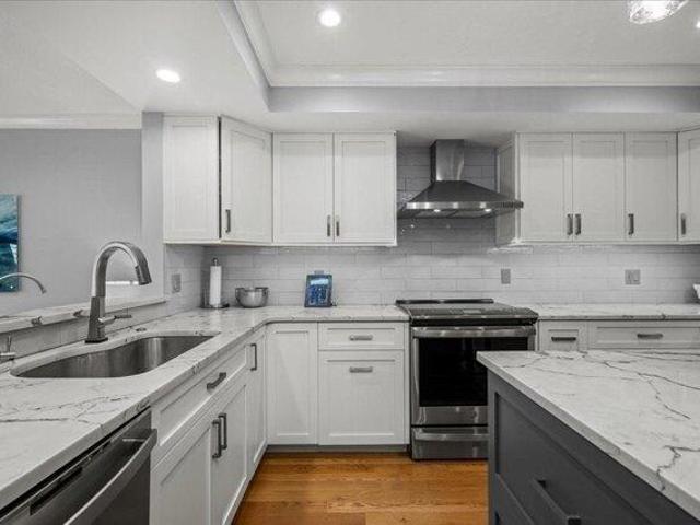 Condo for sale in Shrewsbury, Massachusetts