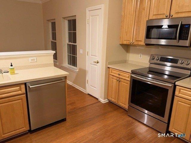 Condo for sale in Simsbury, Connecticut