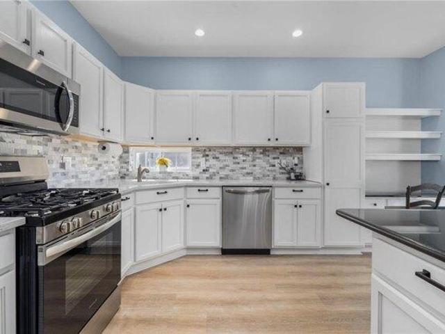Condo for sale in Smithfield, Rhode Island
