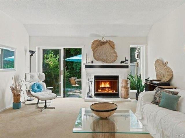 Condo for sale in Amawalk, New York