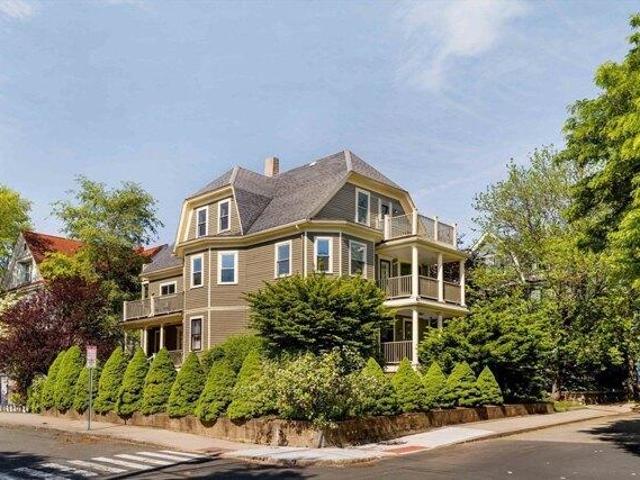Condo for sale in Somerville, Massachusetts