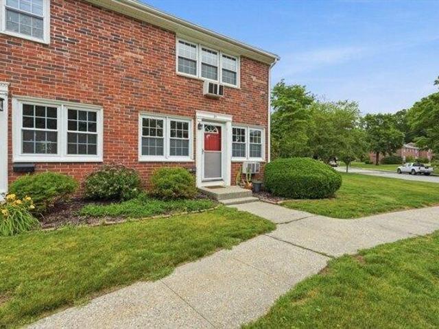 Condo for sale in South Hadley, Massachusetts